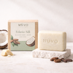 Acondicionador sólido NÜVO y naturaleza